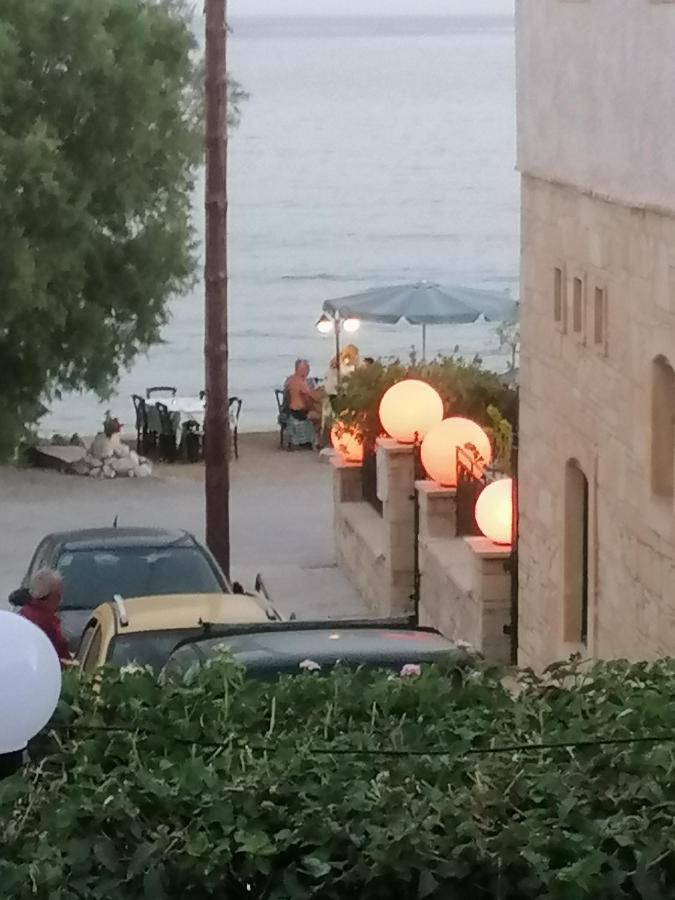 President Guest House Keratókambos Dış mekan fotoğraf
