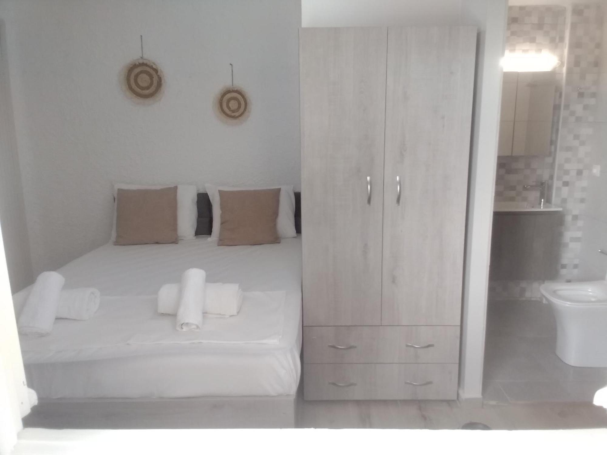 President Guest House Keratókambos Dış mekan fotoğraf