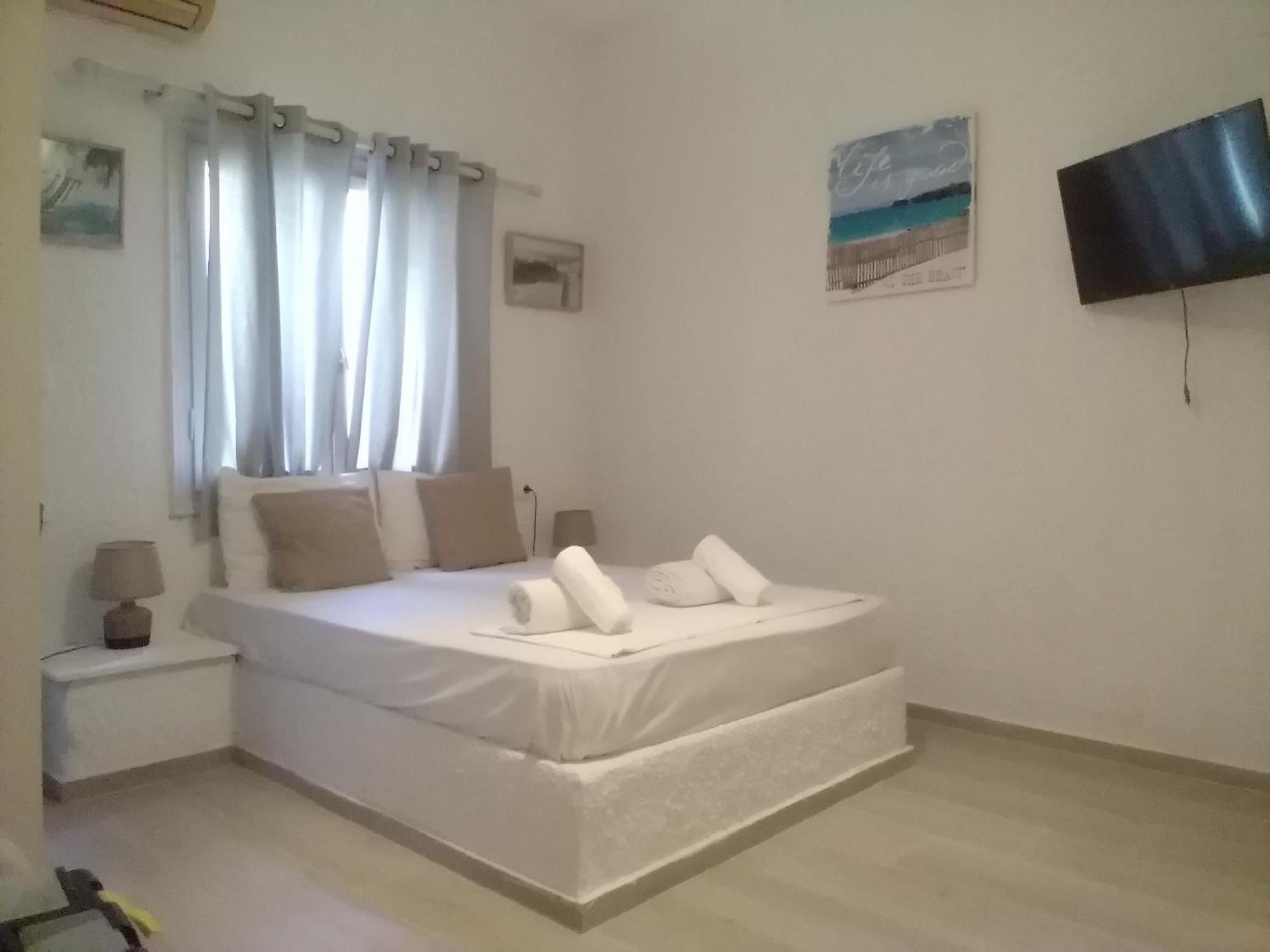 President Guest House Keratókambos Dış mekan fotoğraf