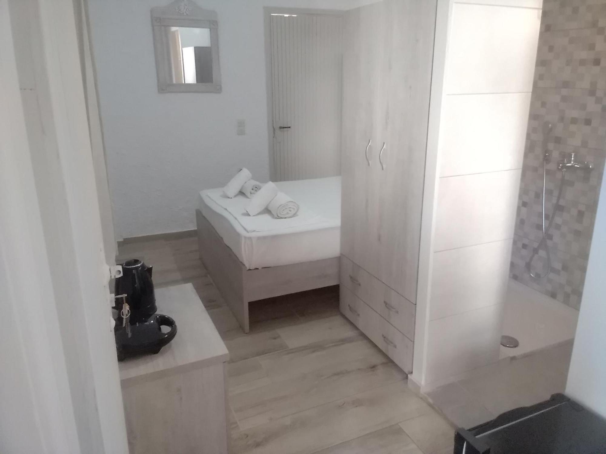 President Guest House Keratókambos Dış mekan fotoğraf